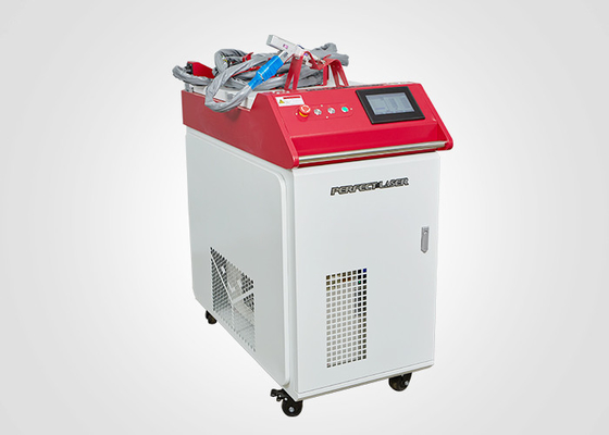 1kw 1.5kw آلة لحام ليزر الألياف المحمولة للصفائح الألومنيوم الغالبية